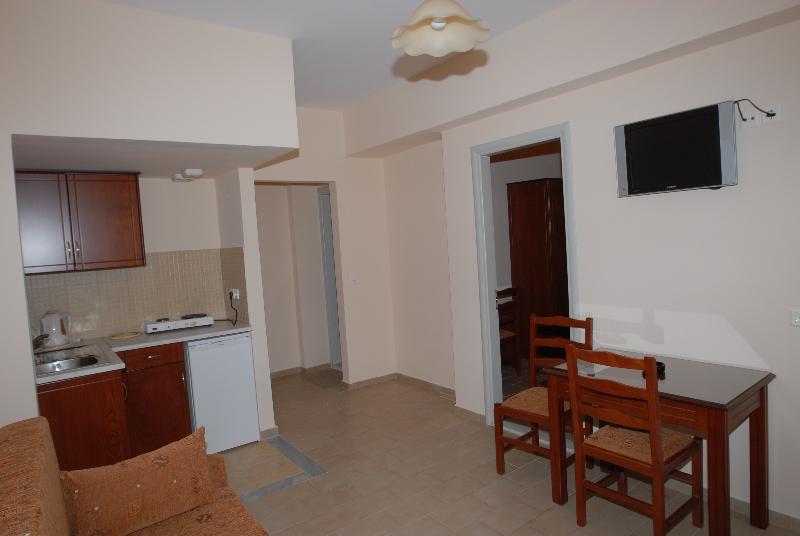 ميثيمْنا Eriphilly Studios & Apartments المظهر الخارجي الصورة